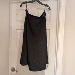 Uniqlo midi A-line skirt